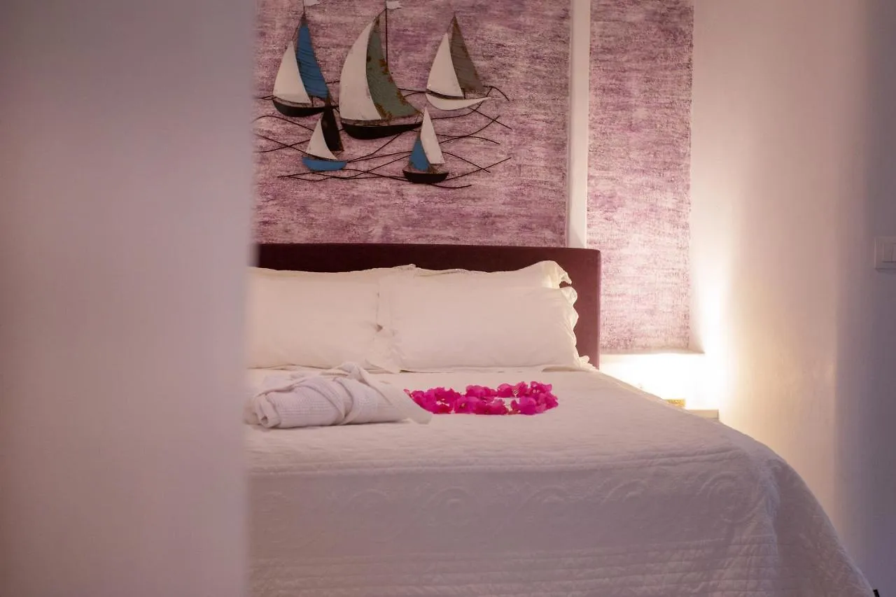 Apsenti Couples Only Aparthotel Agios Ioannis Diakoftis 4*,  Greece