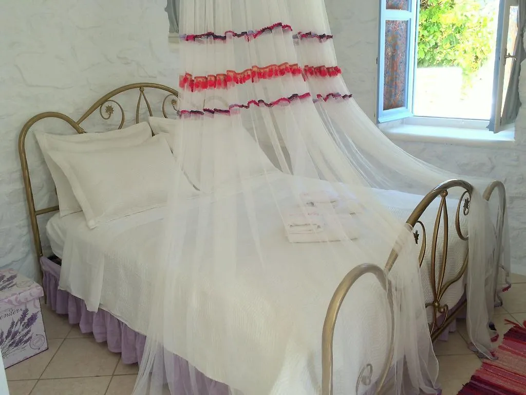 Apsenti Couples Only Aparthotel Agios Ioannis Diakoftis